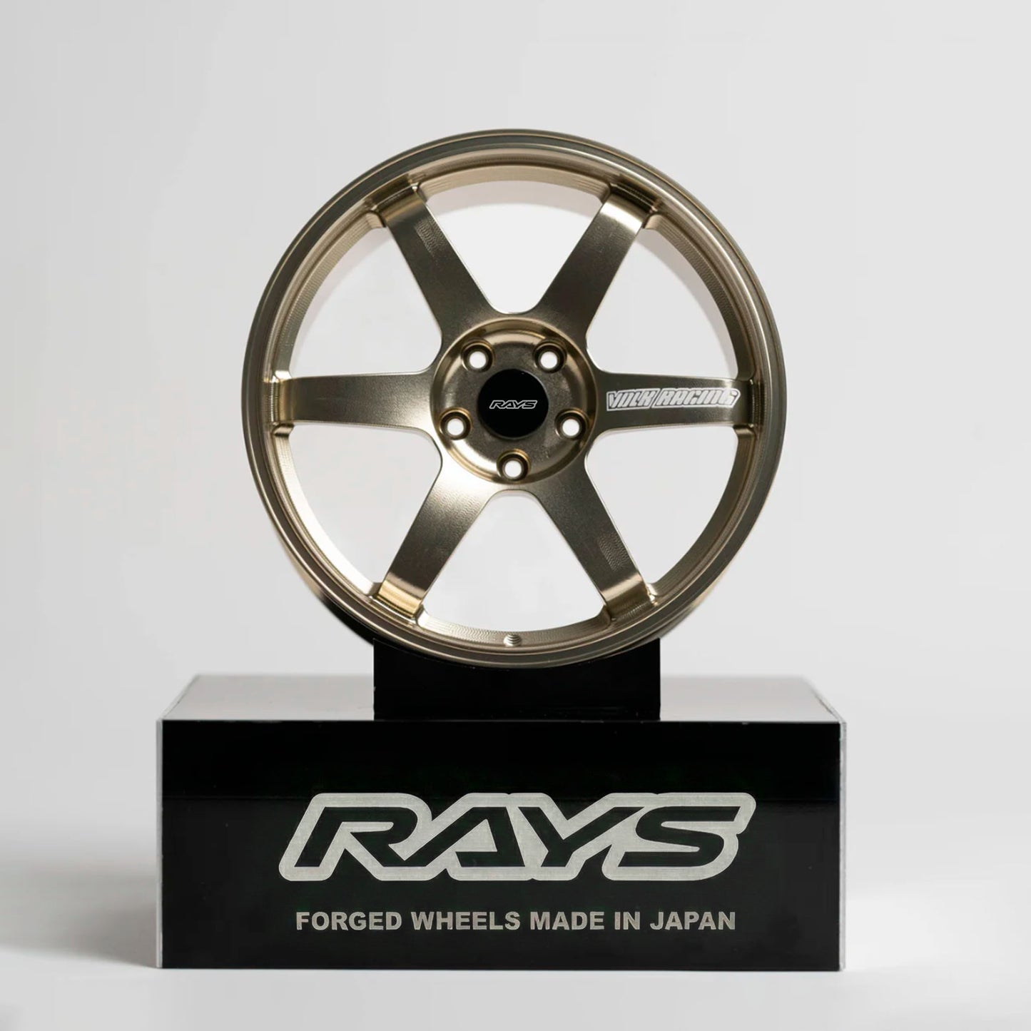 RAYS TE37 | Gold