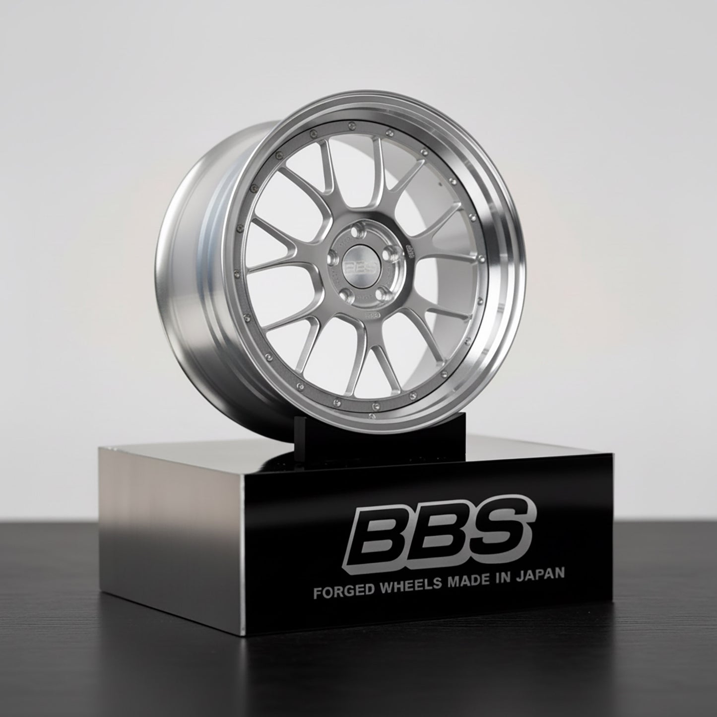 BBS LM-R | Silver